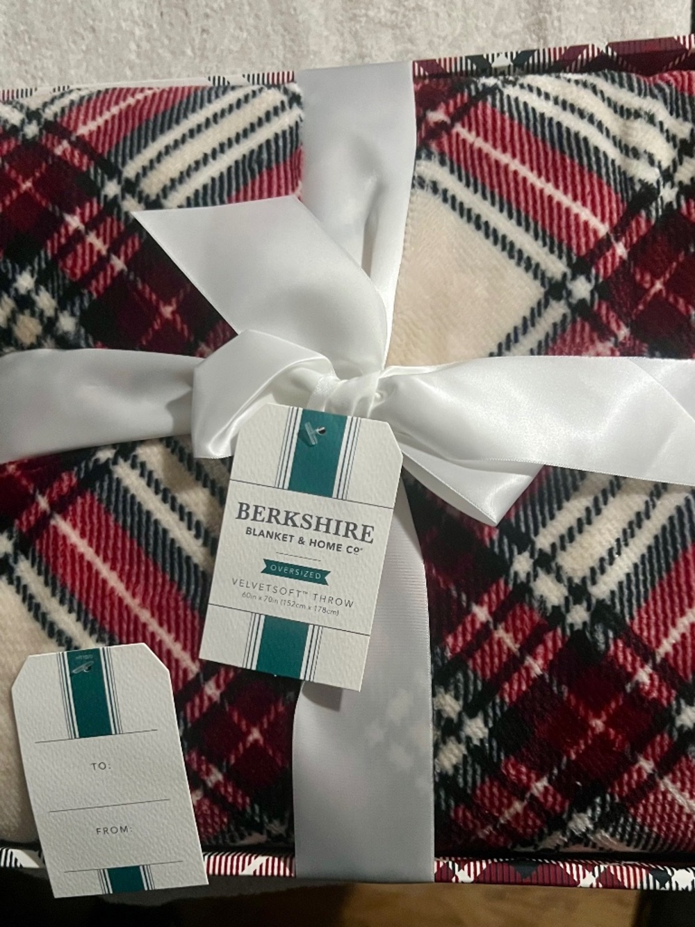Berkshire Overized Velvetsoft Throw Blanket , 60" x 70", New